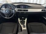 BMW 318 2012 Punainen