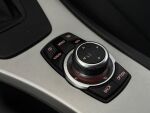 BMW 318 2012 Punainen