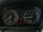 BMW 318 2012 Punainen