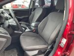 Ford Focus 2011 Punainen