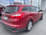 Ford Focus 2011 Punainen