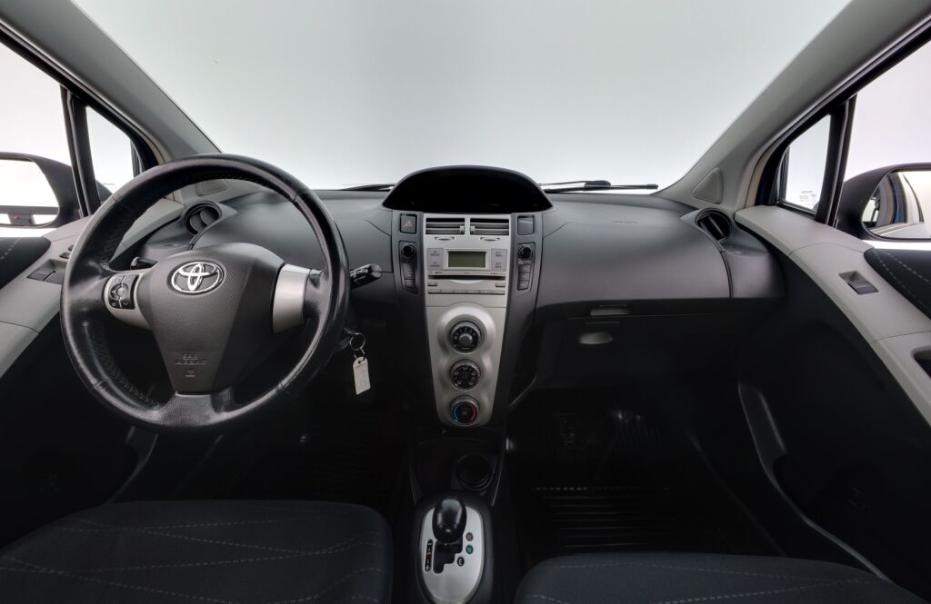 Toyota Yaris 2006 Sininen