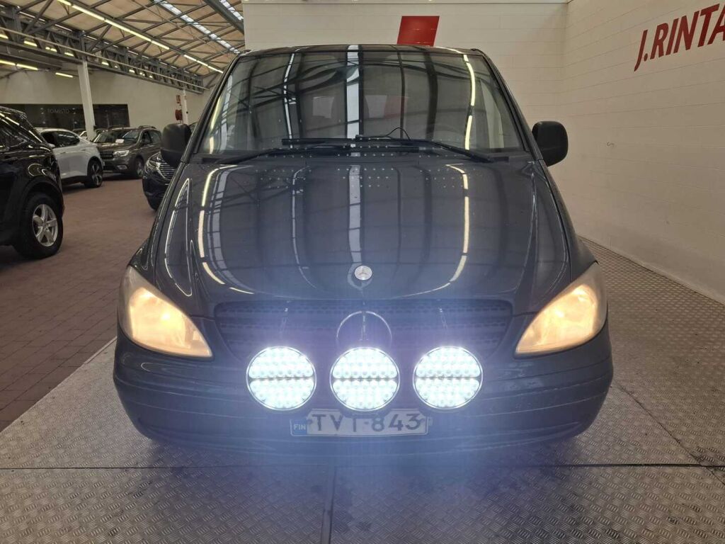 Mercedes-Benz Vito 2007 Musta