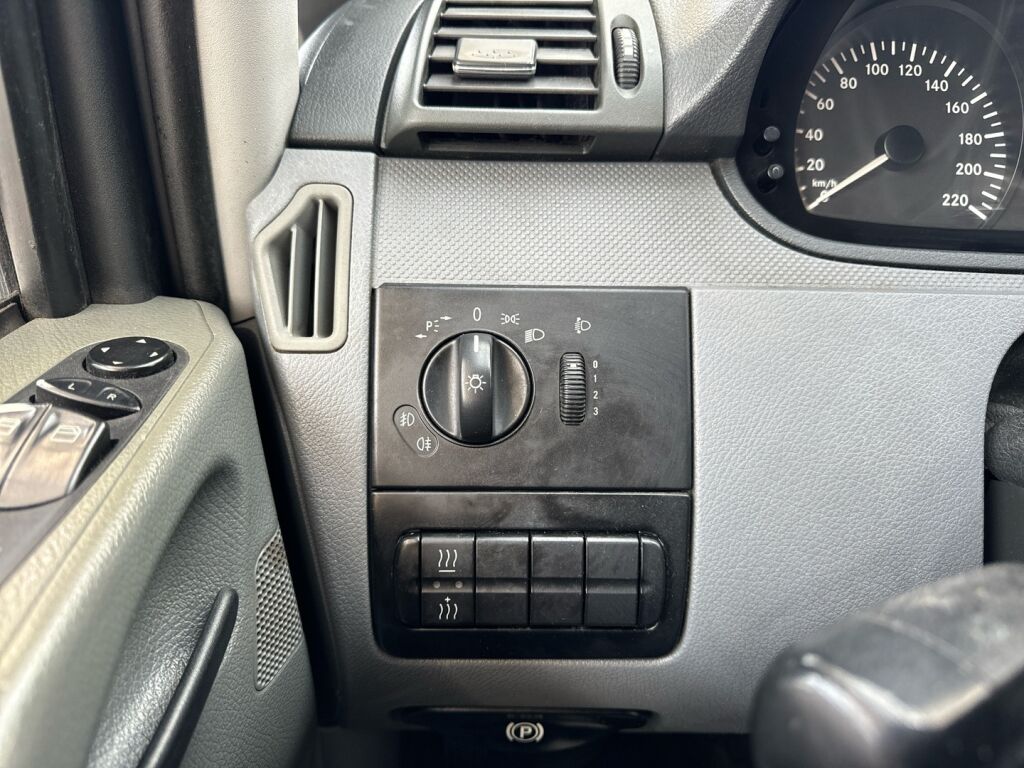 Mercedes-Benz Vito 2007 Musta