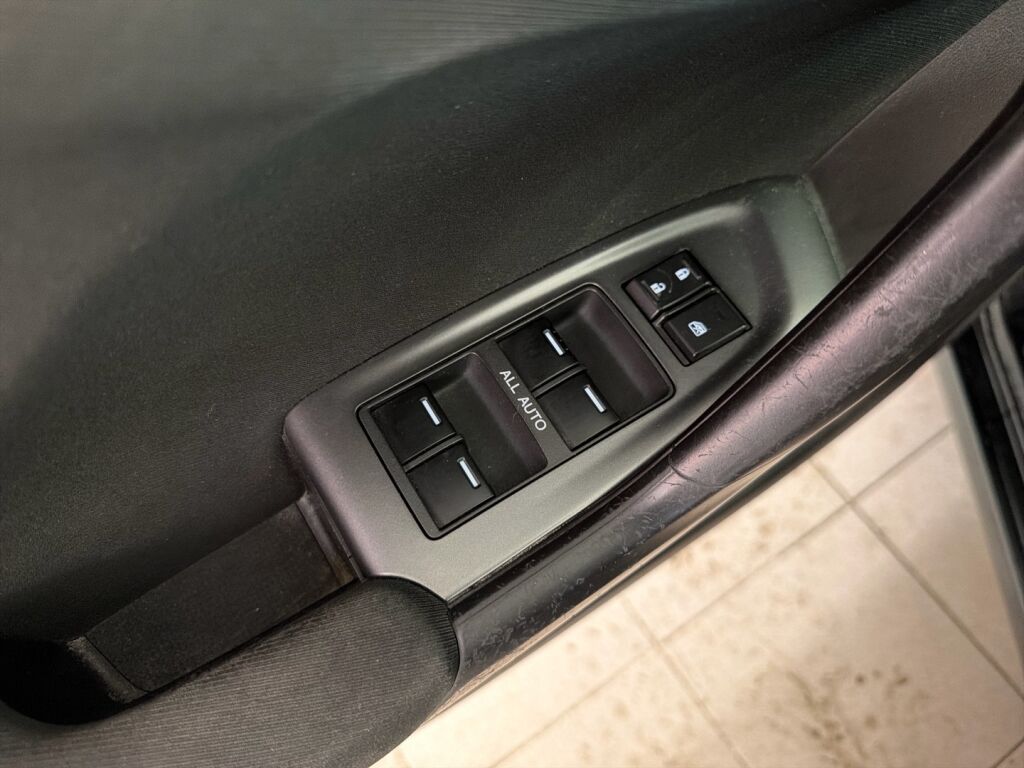 Honda Accord 2012 Musta