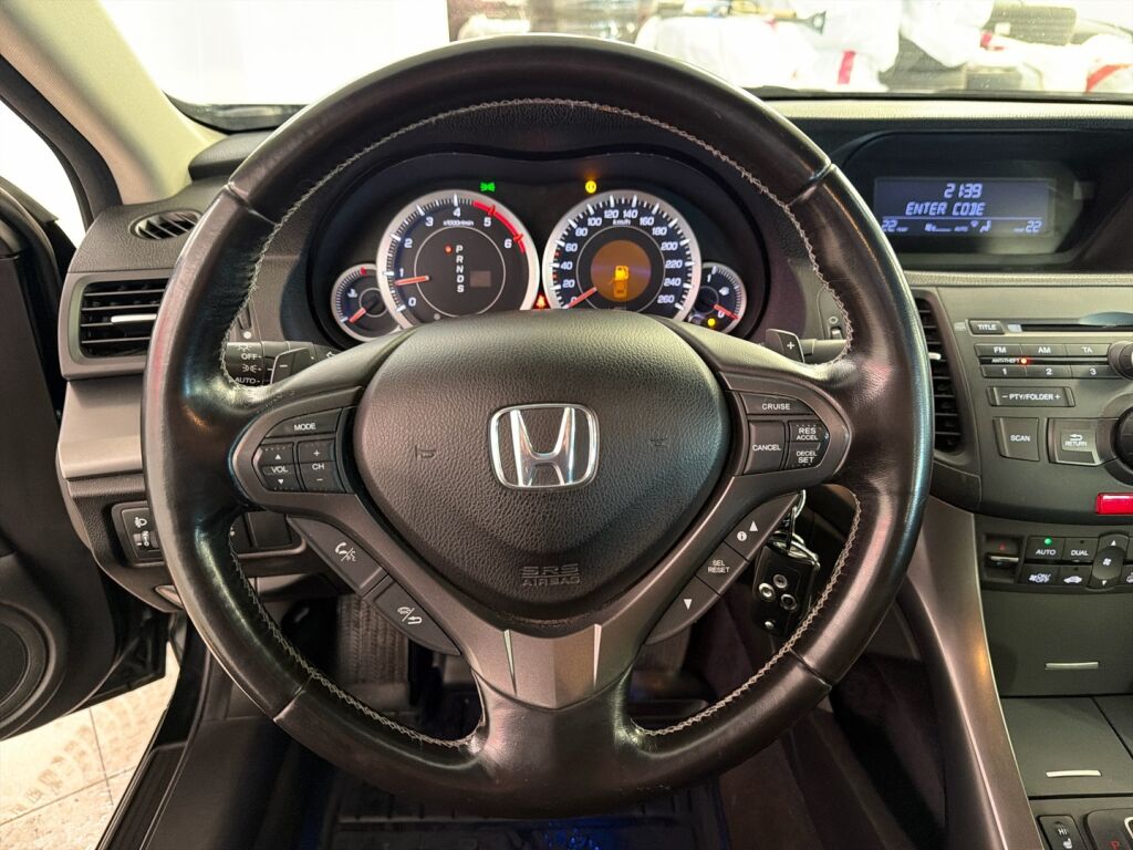 Honda Accord 2012 Musta