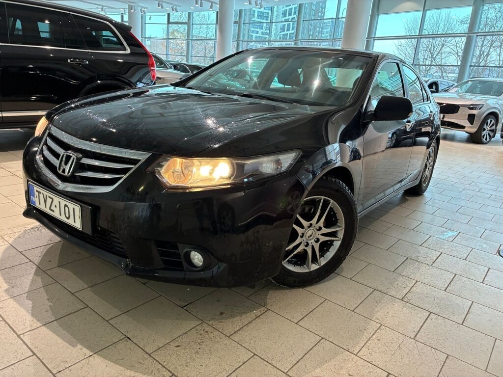 Honda Accord 2012 Musta