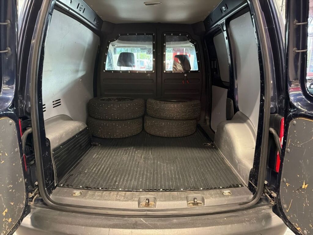 Volkswagen Caddy 2011 Sininen