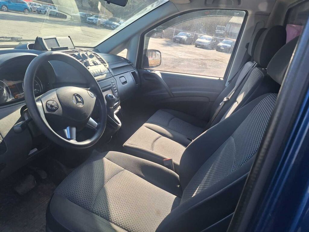 Mercedes-Benz Vito 2012 Sininen