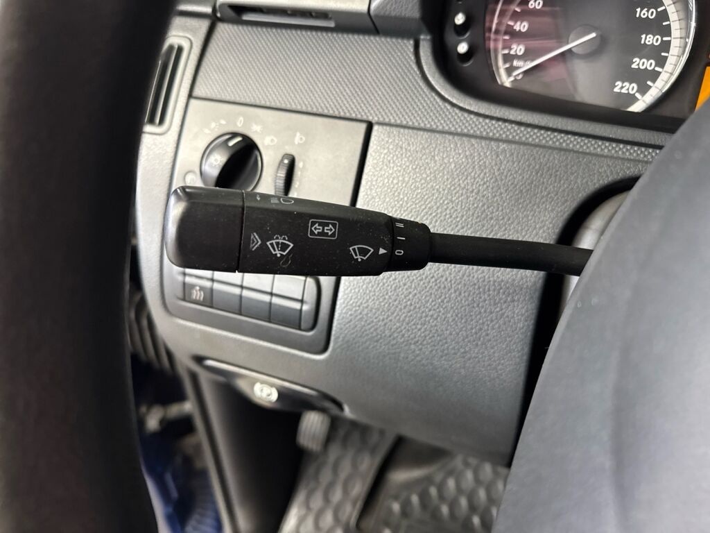 Mercedes-Benz Vito 2012 Sininen