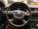 Skoda Superb 2012 Ruskea (beige)