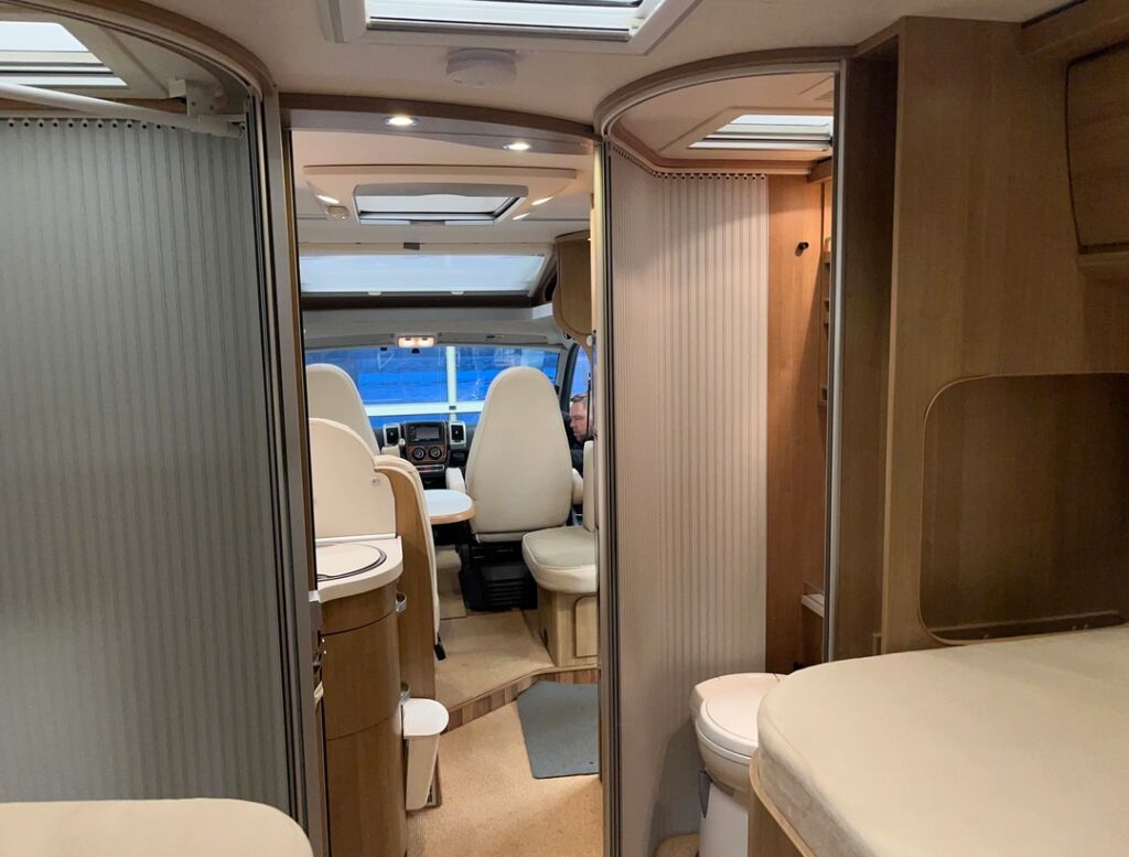Hymer T 678 PREMIUM 60 2012 Valkoinen