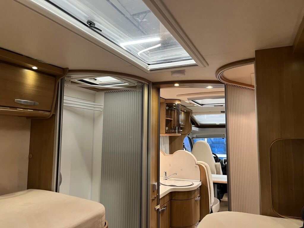 Hymer T 678 PREMIUM 60 2012 Valkoinen