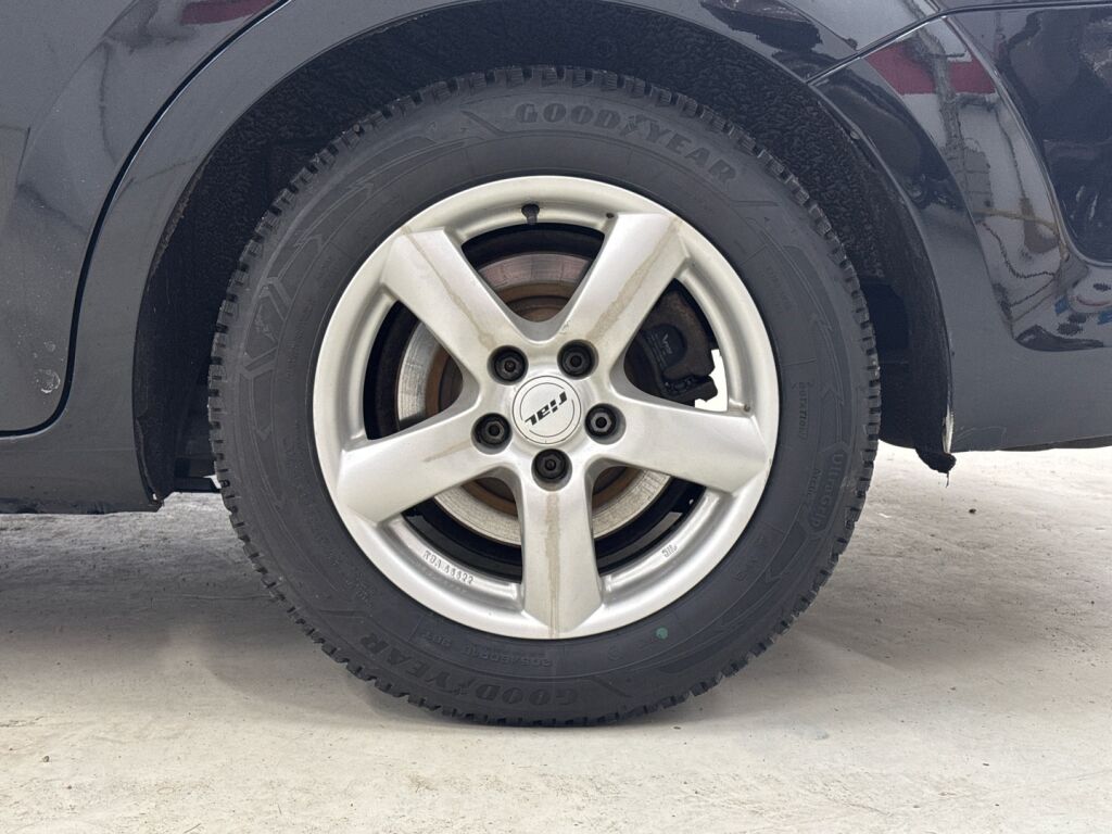 Ford Mondeo 2012 Musta