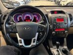 Kia Sorento 2011 Ruskea (beige)