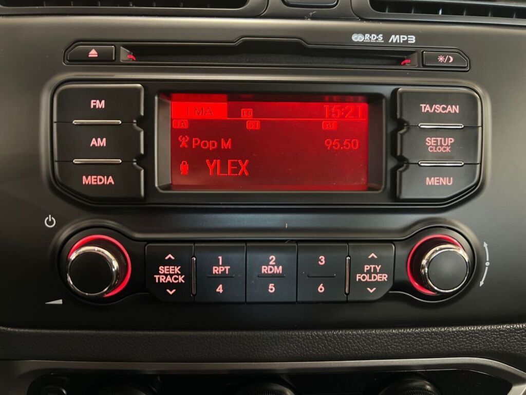 Kia Rio 2011 Ruskea (beige)
