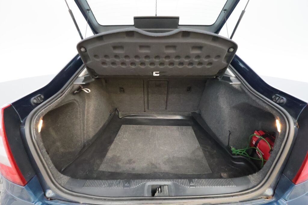 Skoda Octavia 2012 Sininen