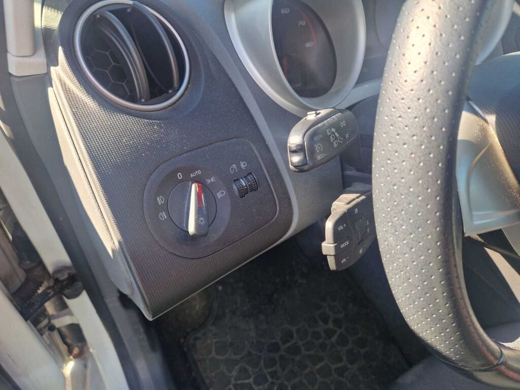 Seat Ibiza ST 2012 Valkoinen