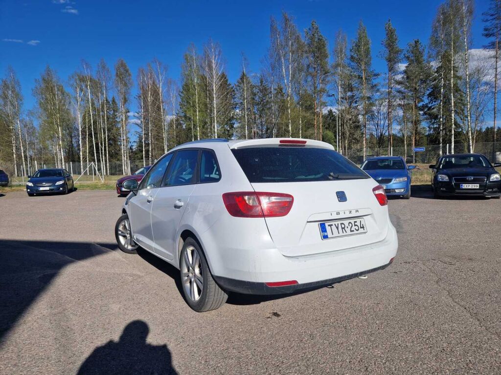 Seat Ibiza ST 2012 Valkoinen