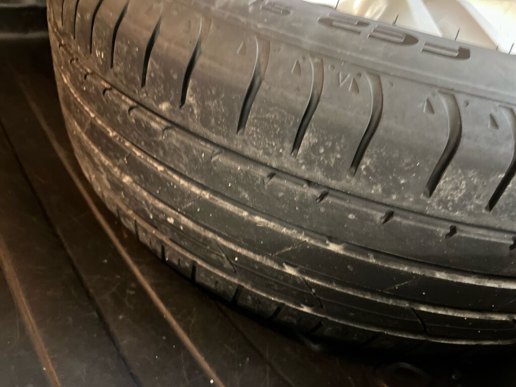 Nissan Qashqai 2012 Violetti