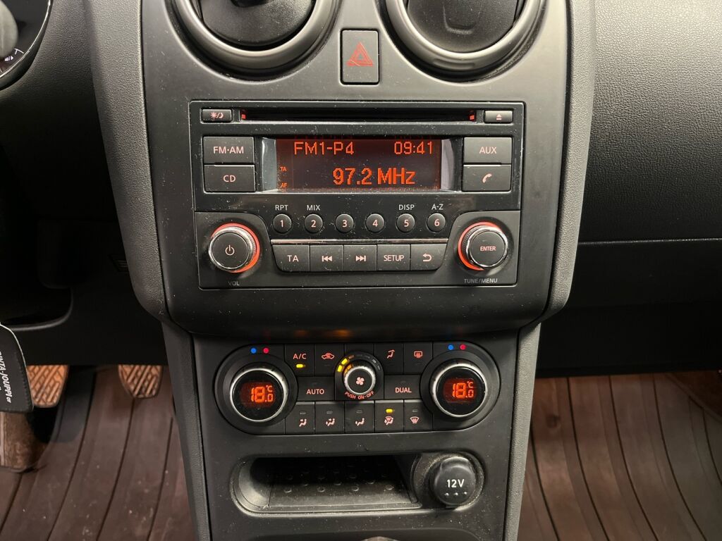 Nissan Qashqai 2012 Violetti