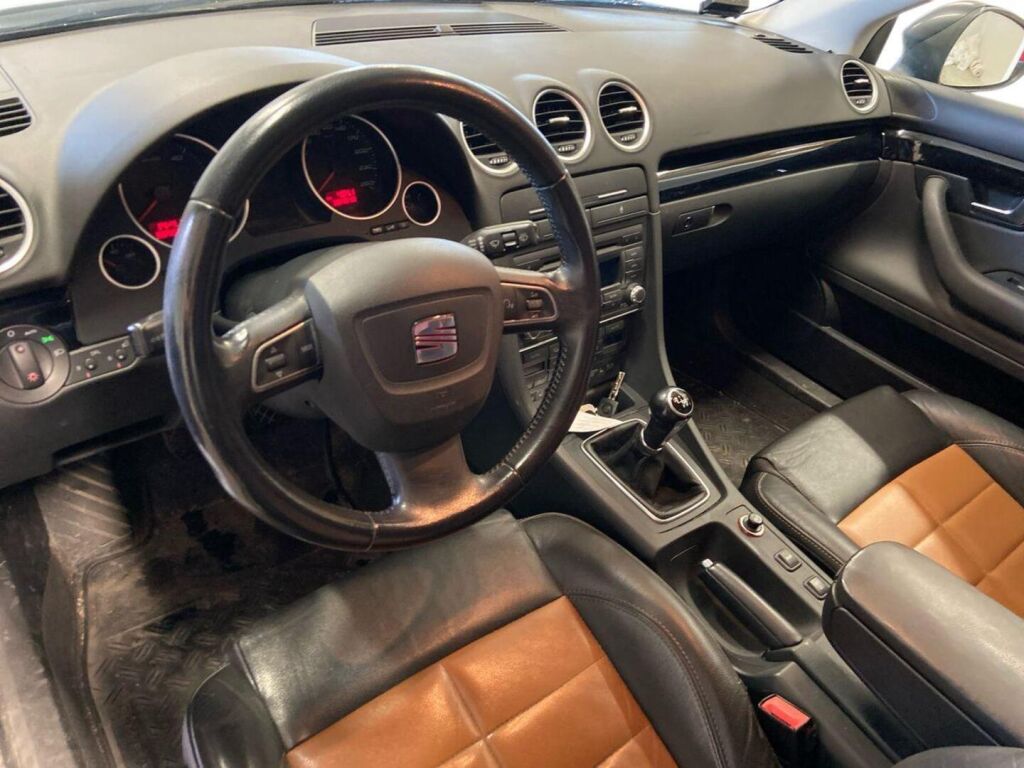 Seat Exeo 2011 Musta