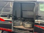 Toyota Hiace 2011 Musta