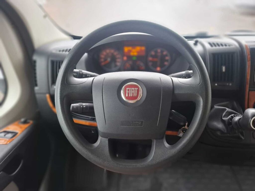 Bürstner ARGOS A 650 2012 Valkoinen