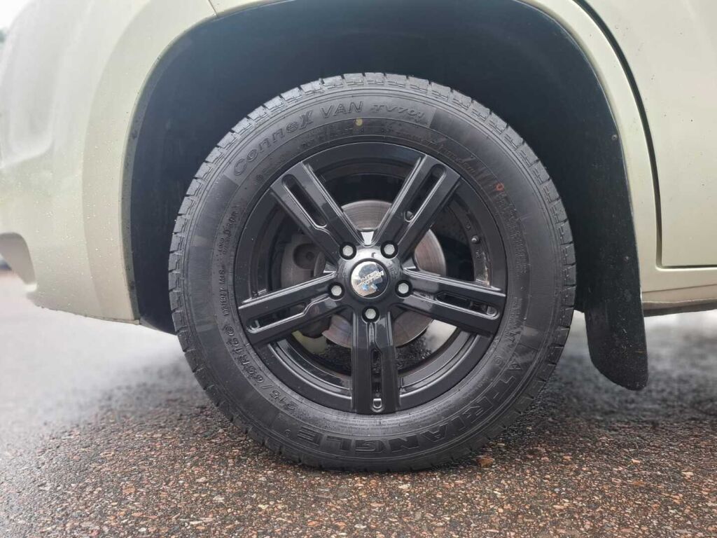 Bürstner ARGOS A 650 2012 Valkoinen