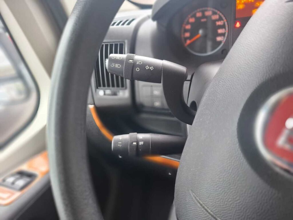 Bürstner ARGOS A 650 2012 Valkoinen