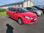 Ford Focus 2012 Punainen