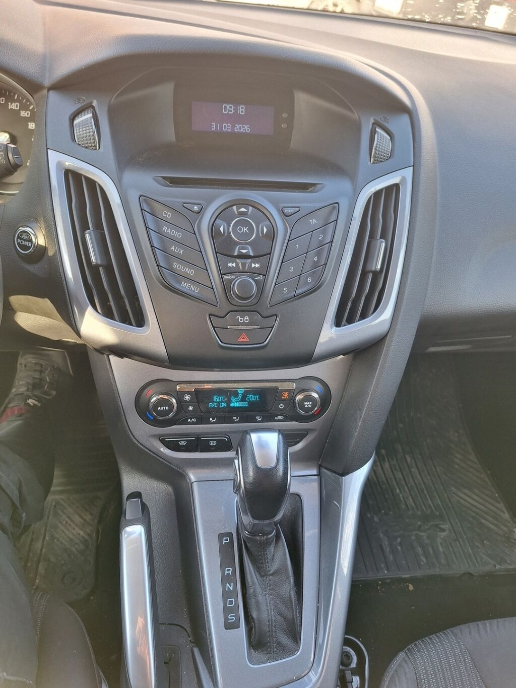 Ford Focus 2012 Valkoinen