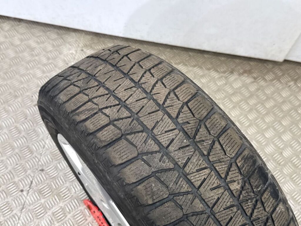 Toyota Verso 2012 Punainen