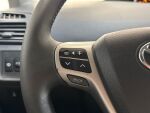 Toyota Verso 2012 Punainen