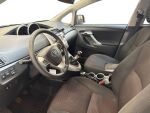 Toyota Verso 2012 Punainen