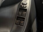 Toyota Verso 2012 Punainen