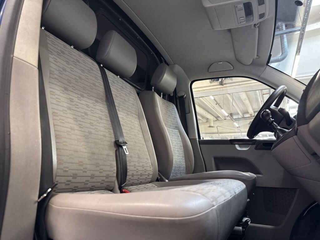 Volkswagen Transporter 2012 Sininen
