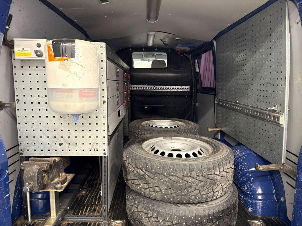 Volkswagen Transporter 2012 Sininen