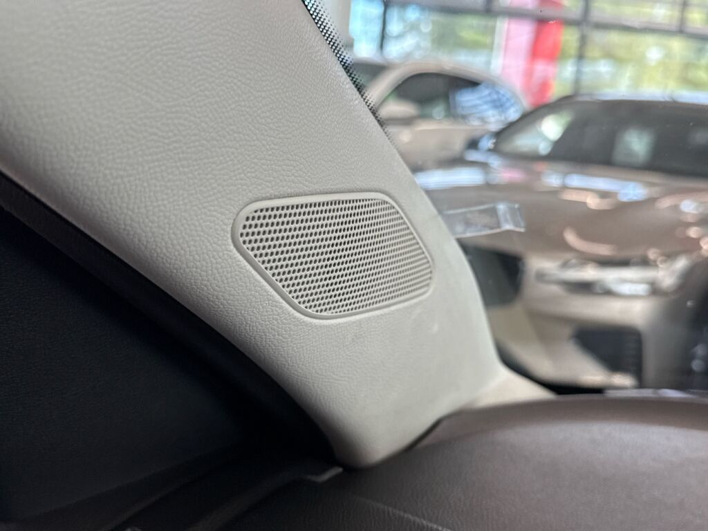 Skoda Roomster 2012 Punainen