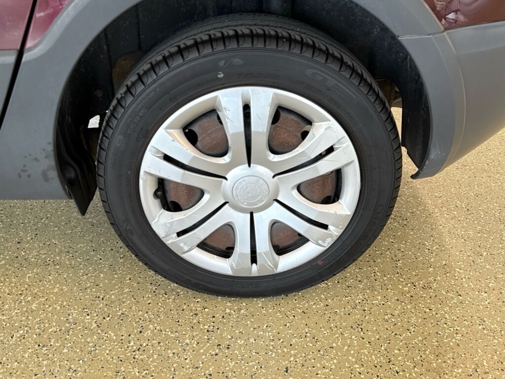 Skoda Roomster 2012 Punainen