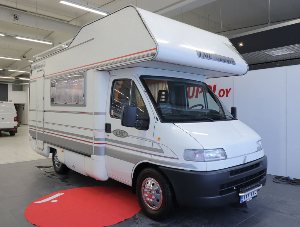LMC Liberty A 564 1996 Valkoinen