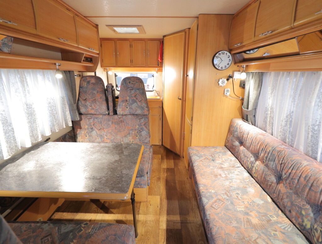 LMC Liberty A 564 1996 Valkoinen