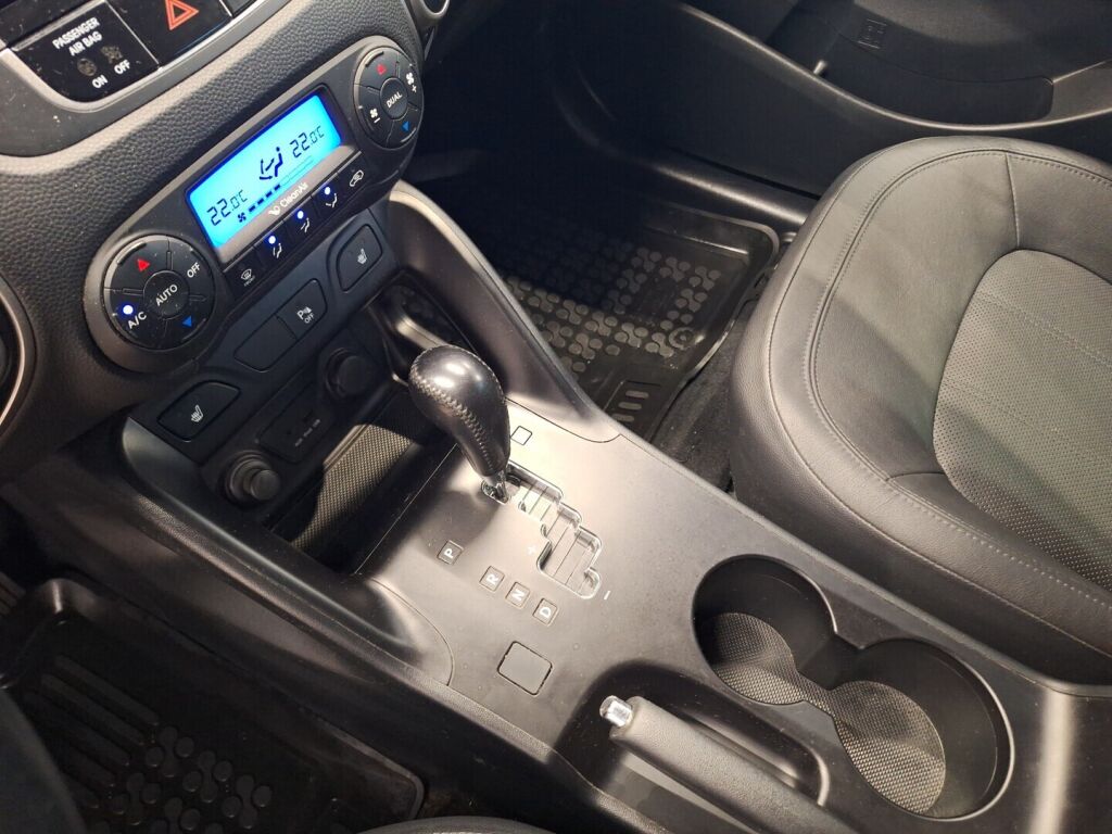 Hyundai ix35 2012 Ruskea (beige)