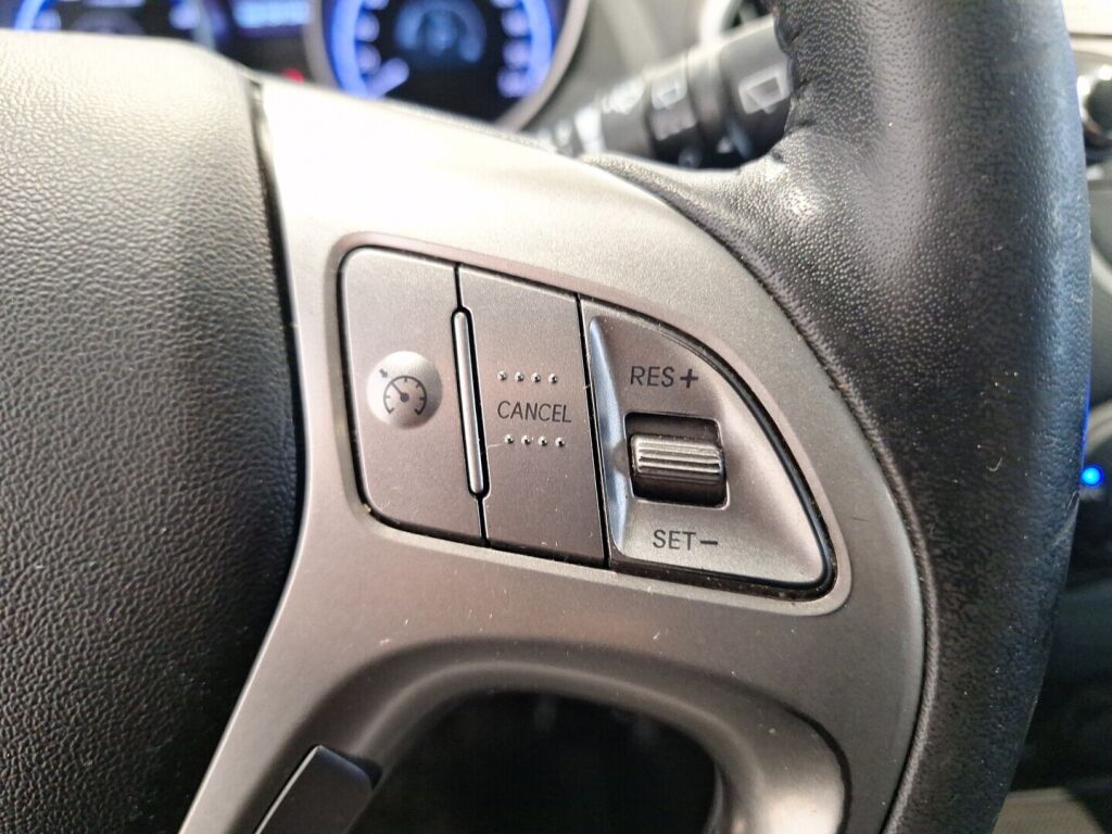 Hyundai ix35 2012 Ruskea (beige)