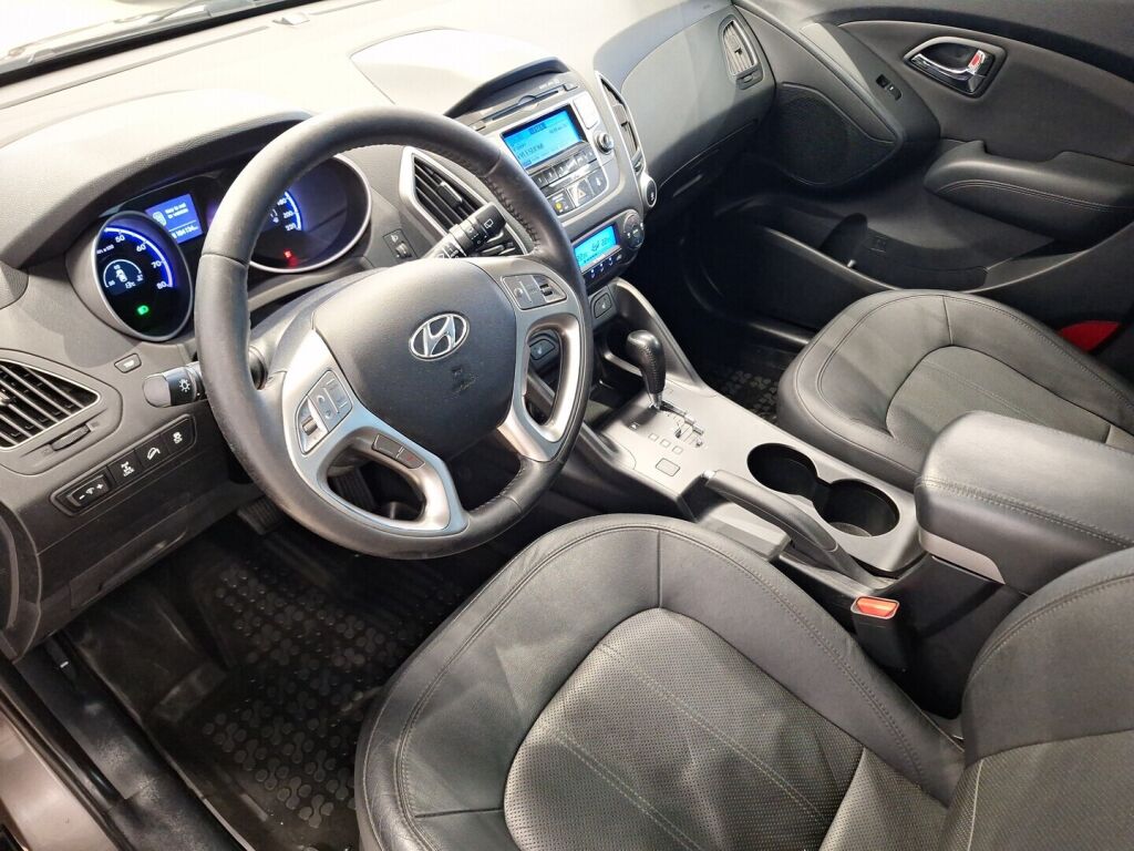 Hyundai ix35 2012 Ruskea (beige)