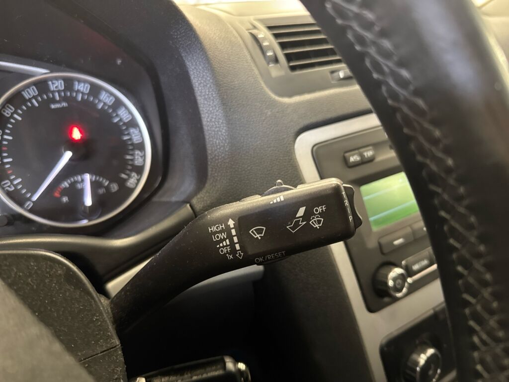 Skoda Octavia 2012 Vihreä