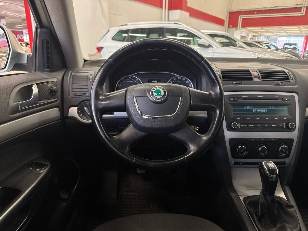 Skoda Octavia 2012 Vihreä