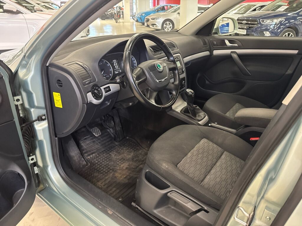 Skoda Octavia 2012 Vihreä