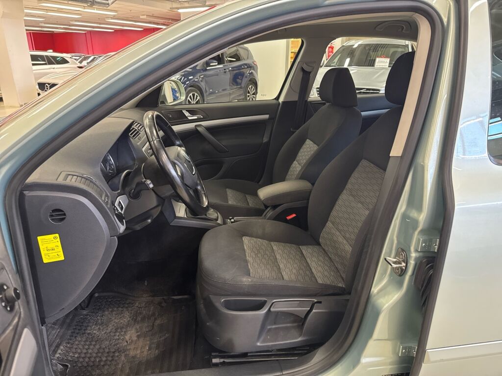 Skoda Octavia 2012 Vihreä