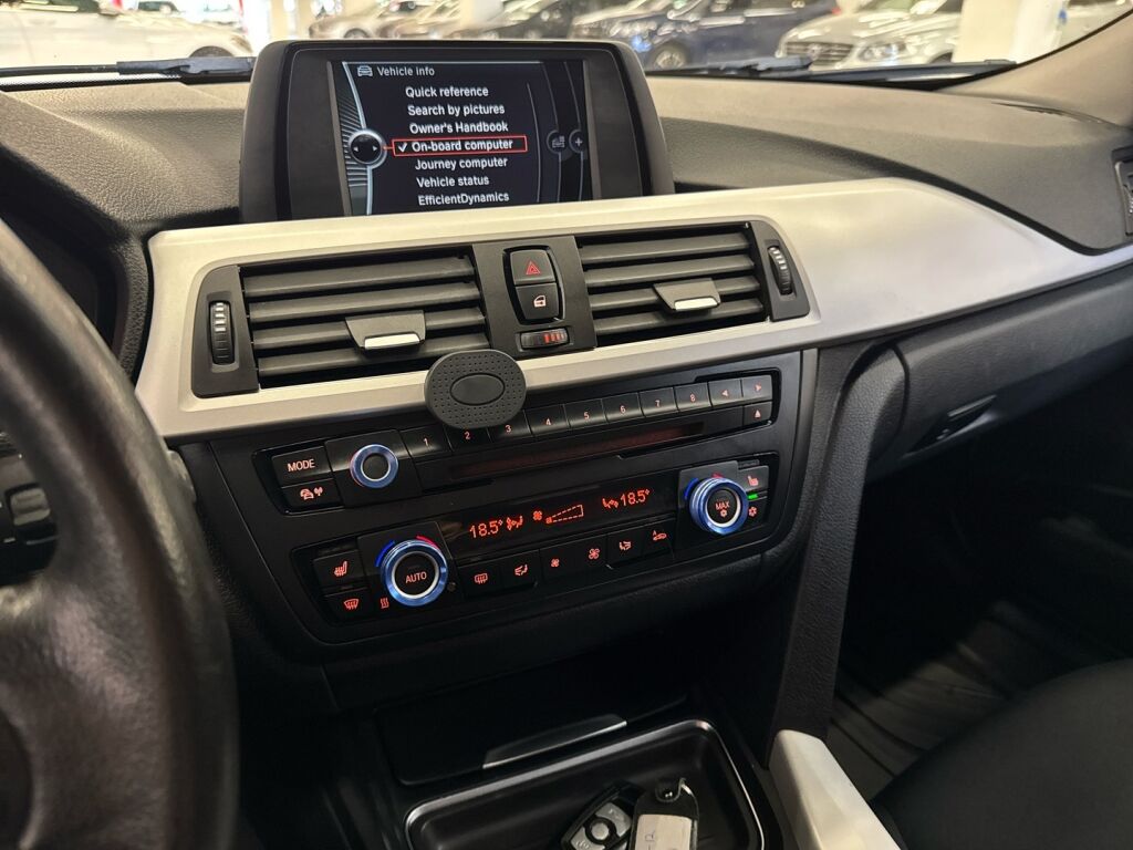 BMW 316 2012 Valkoinen